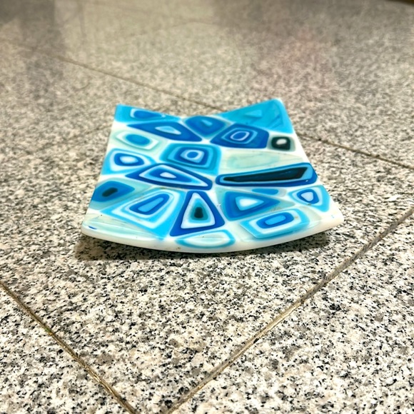 Handmade glass tray from a local artist in Santa Fe, New Mexico. - Picture 3 of 5